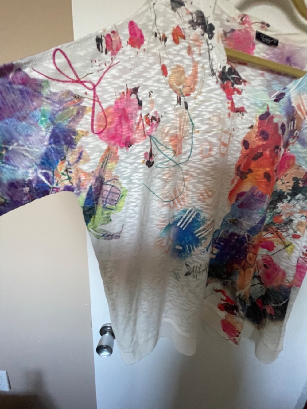 Inoah Boxy Top - Picture 4 of 8